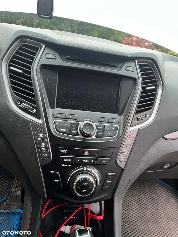 Hyundai Santa Fe 2.2 CRDi 4WD CPF Automatik Premium - 16