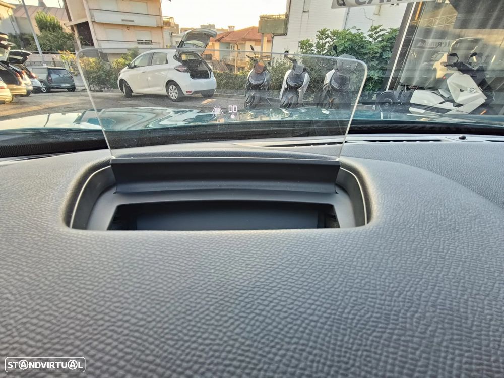 DS DS3 Crossback E-TENSE PERFORMANCE LINE + - 22
