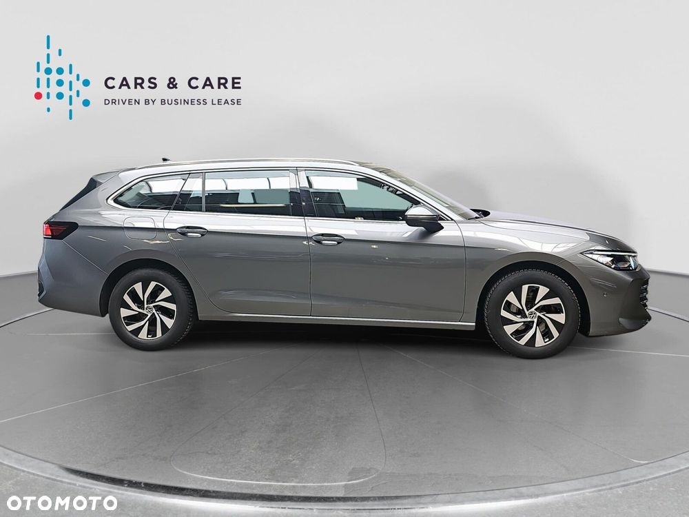 Volkswagen Passat - 26