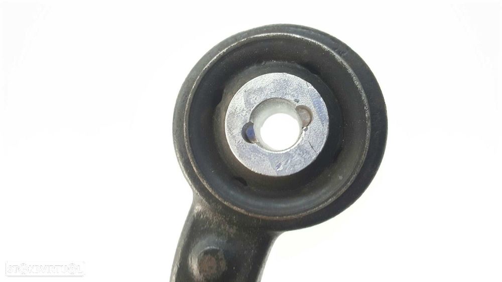 BRAÇO SUSPENSÃO INFERIOR FRENTE DIREITO VOLVO XC90 D5 MOMENTUM (136KW)(7 SITZE) - 2