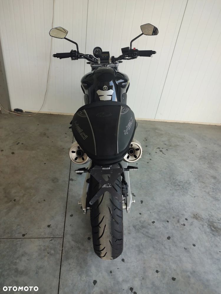 Yamaha MT - 7