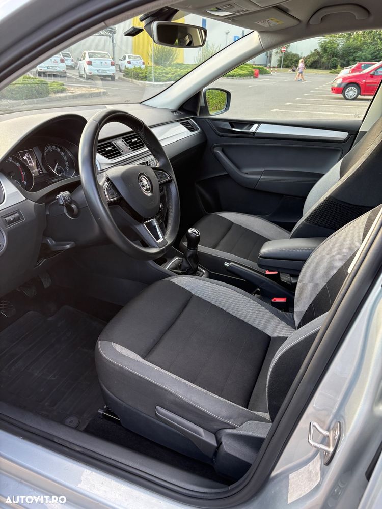 Skoda RAPID 1.0 TSI Ambition - 3