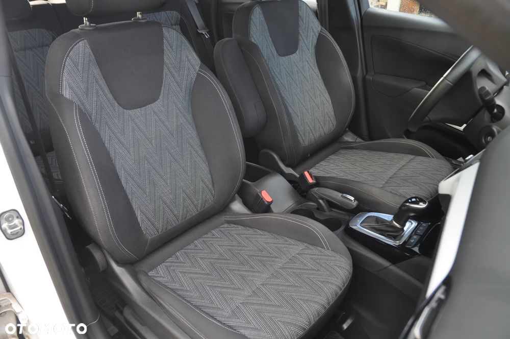 Opel Crossland X 1.2 T 120 Lat S&S - 8