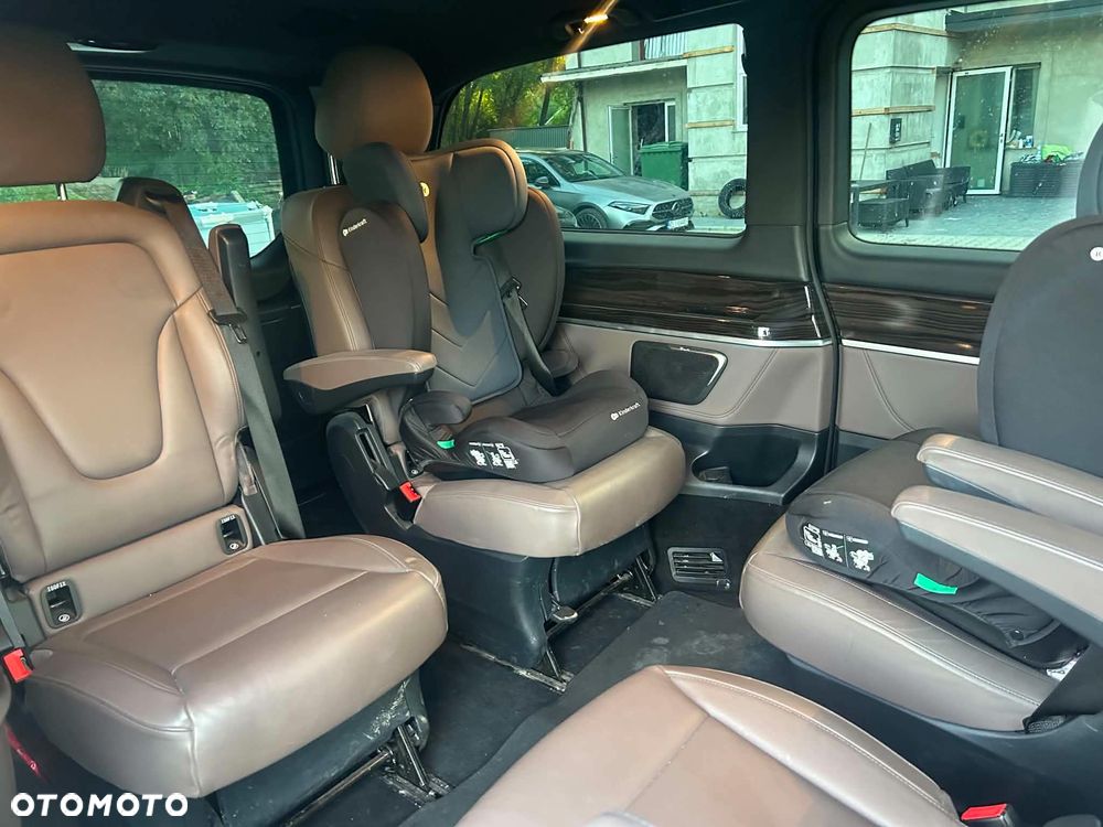 Mercedes-Benz Klasa V 300 d lang 4Matic 9G-TRONIC Exclusive Edition - 12