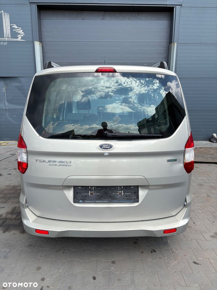 Ford Tourneo Courier 1.0 EcoBoost S&S Titanium - 7