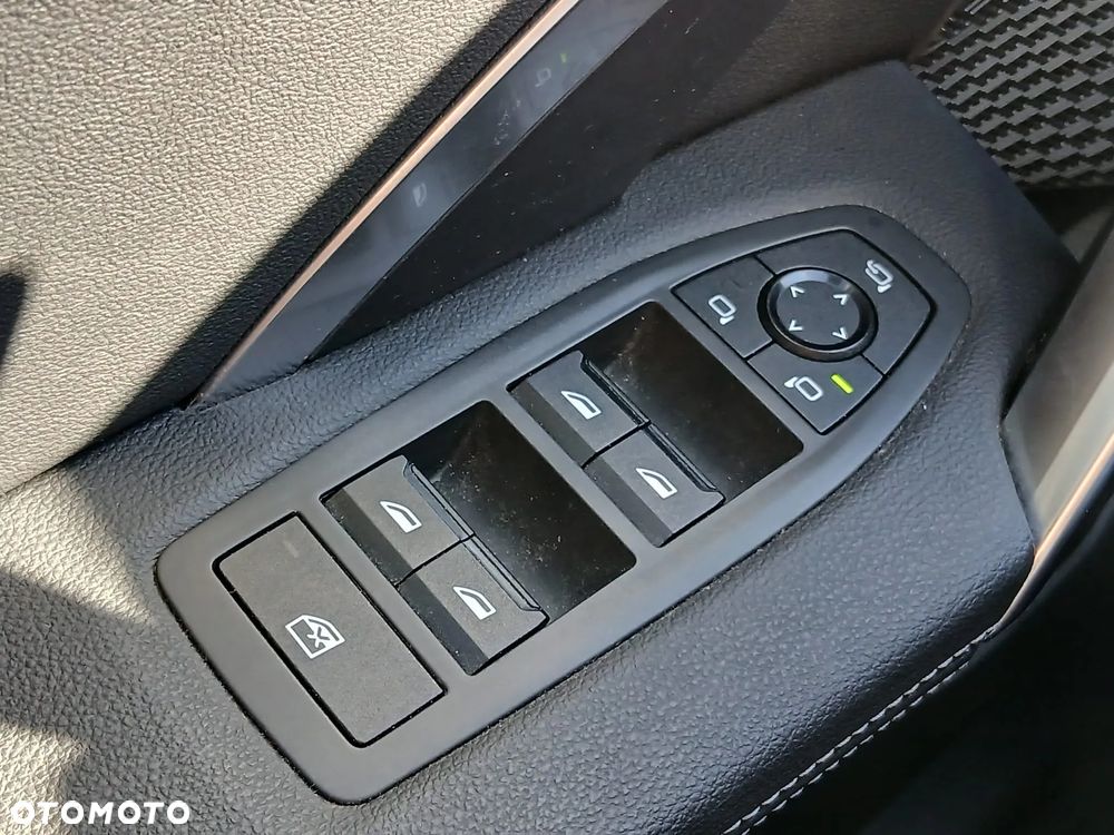 BMW X1 sDrive18i M Sport - 26