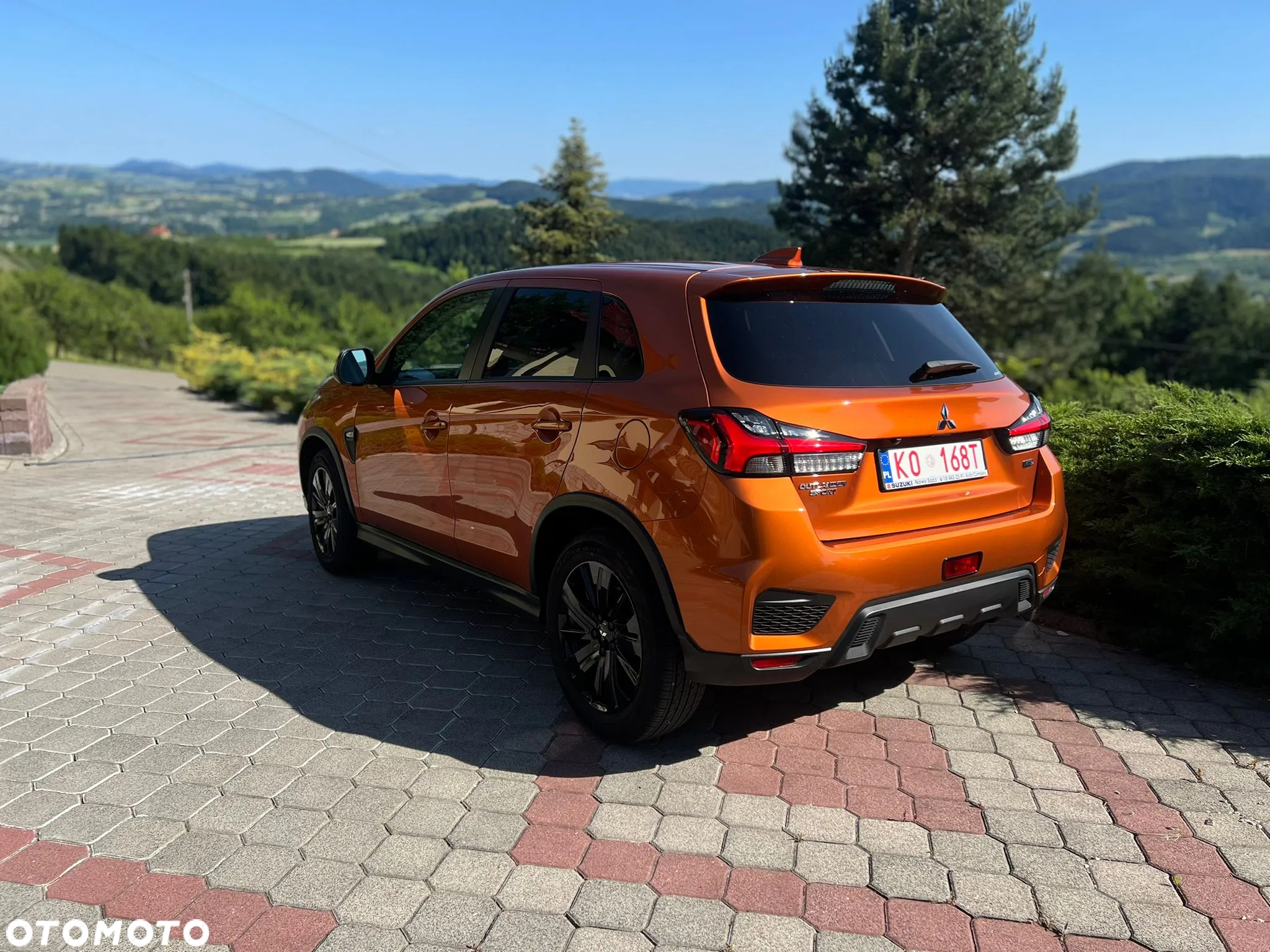 Mitsubishi Outlander - 3