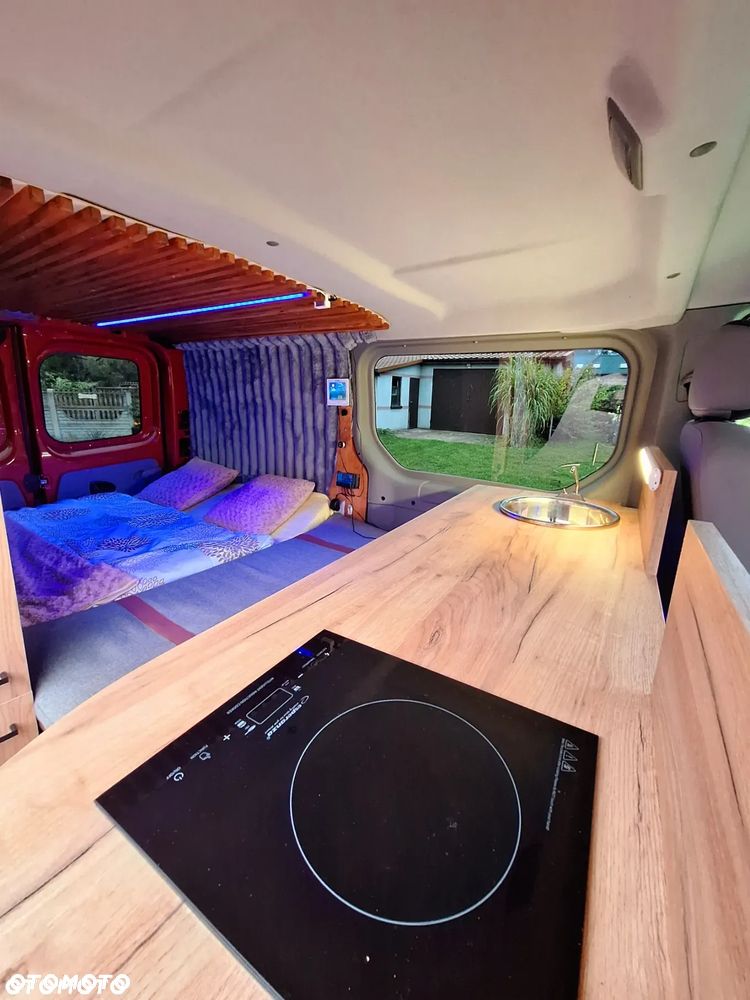 Opel Vivaro - 2