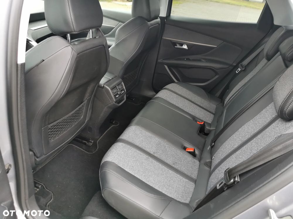 Peugeot 3008 BlueHDi 130 Stop & Start EAT8 Allure Business-Paket - 19