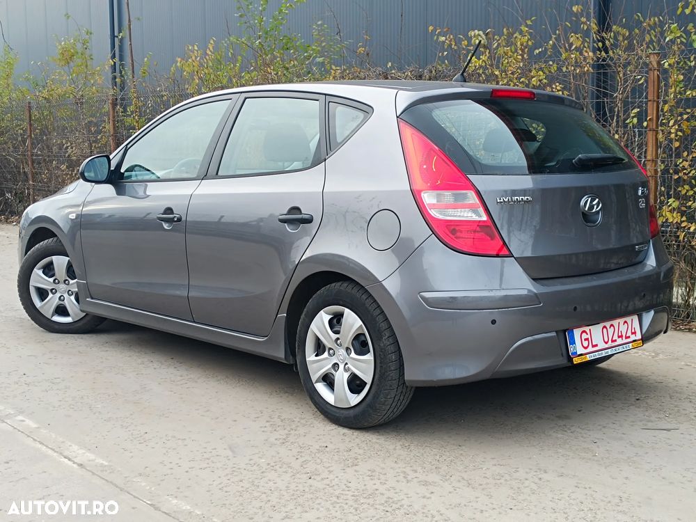 Hyundai i30 i30cw 1.6 CRDi Edition 20 - 2