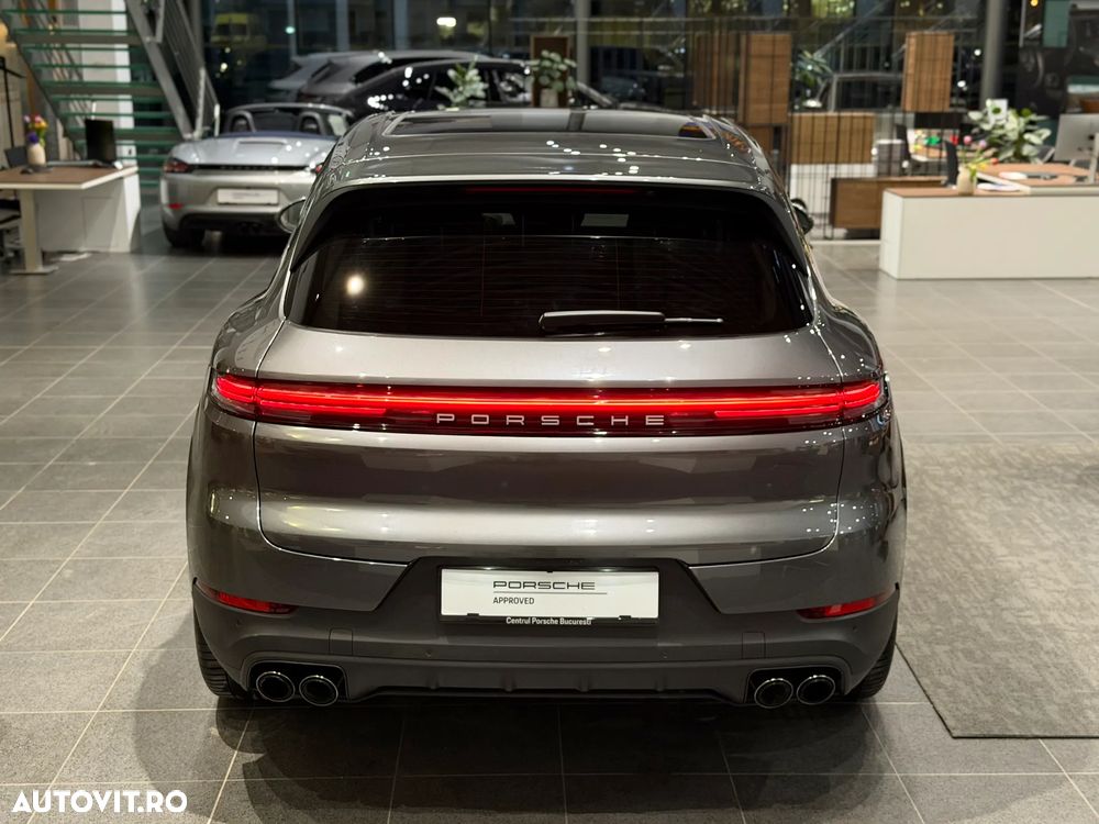 Porsche Cayenne Standard - 8