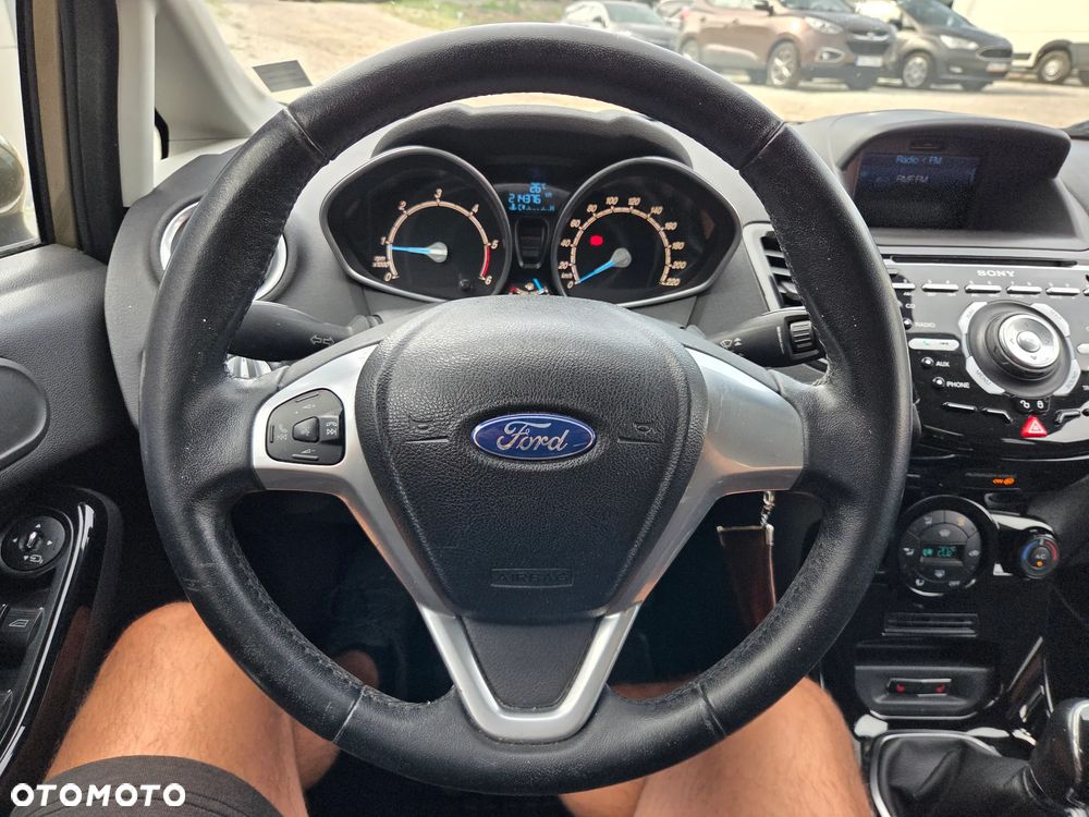 Ford Fiesta 1.6 TDCi Individual - 21