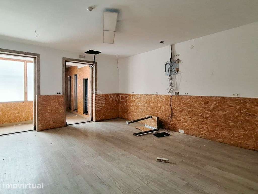 Prédio para Reabilitação com PIP Aprovado - Porto - ZONA PREMIUM - Grande imagem: 5/36