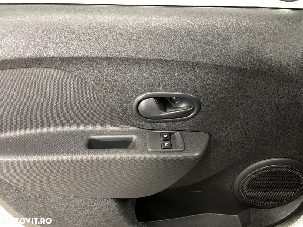 Dacia Logan 1.0 SCe SL PLUS - 16