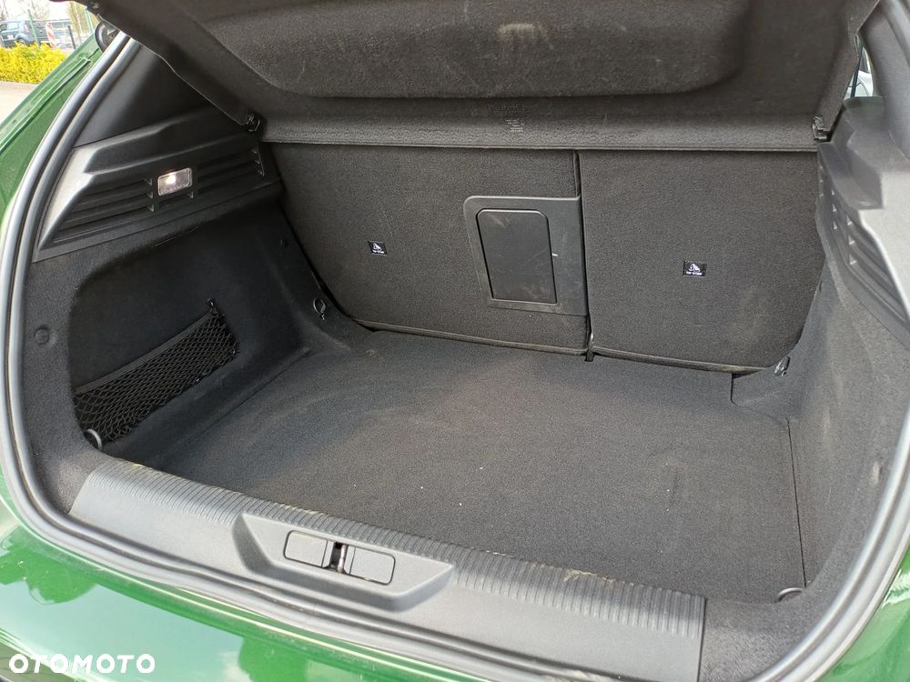 Peugeot 308 1.2 PureTech Allure Pack S&S EAT8 - 27