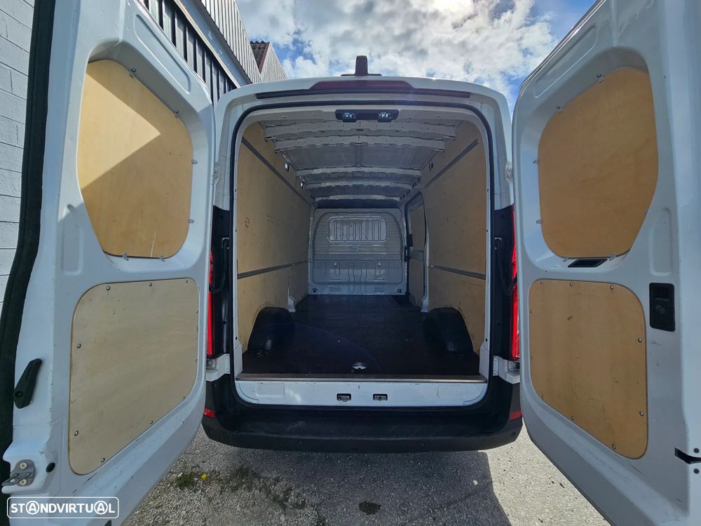 Maxus DELIVER 9 - 15
