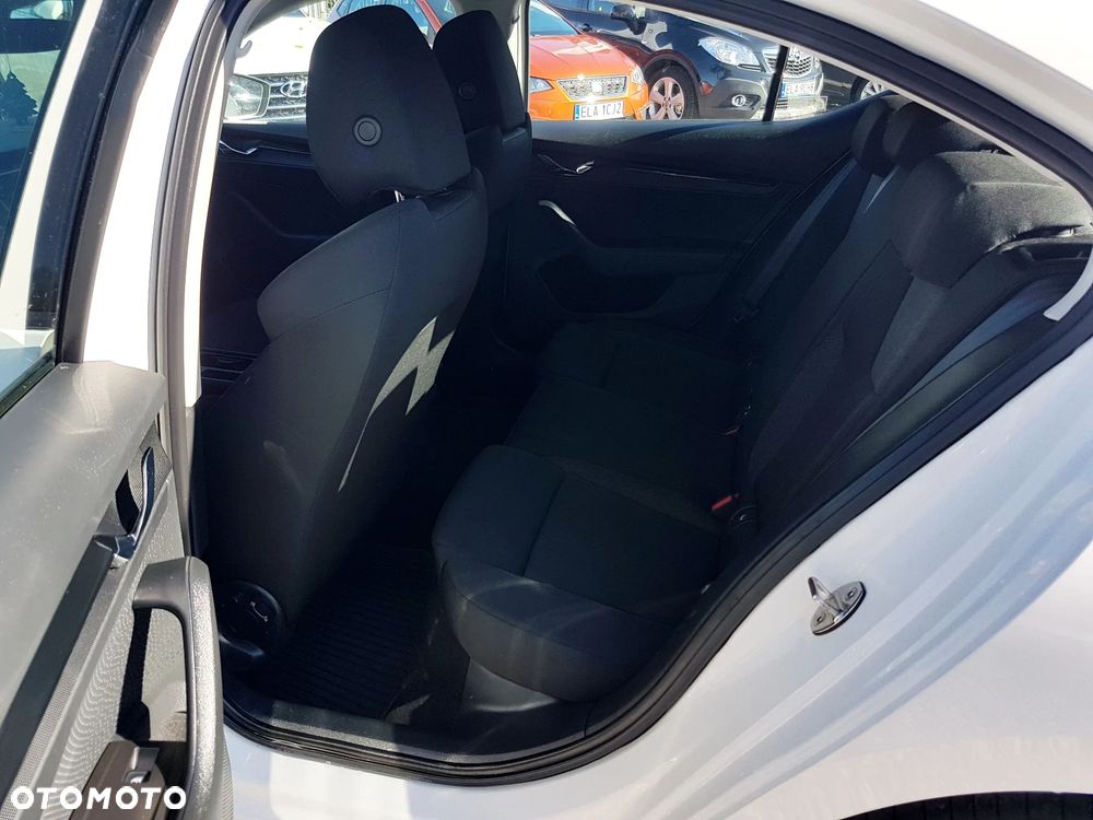 Skoda Octavia 2.0 TDI Active - 14