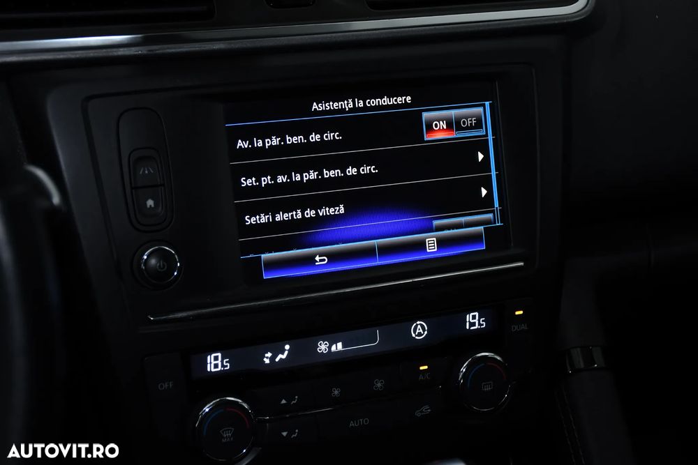 Renault Kadjar Energy dCi 110 EDC LIMITED - 8