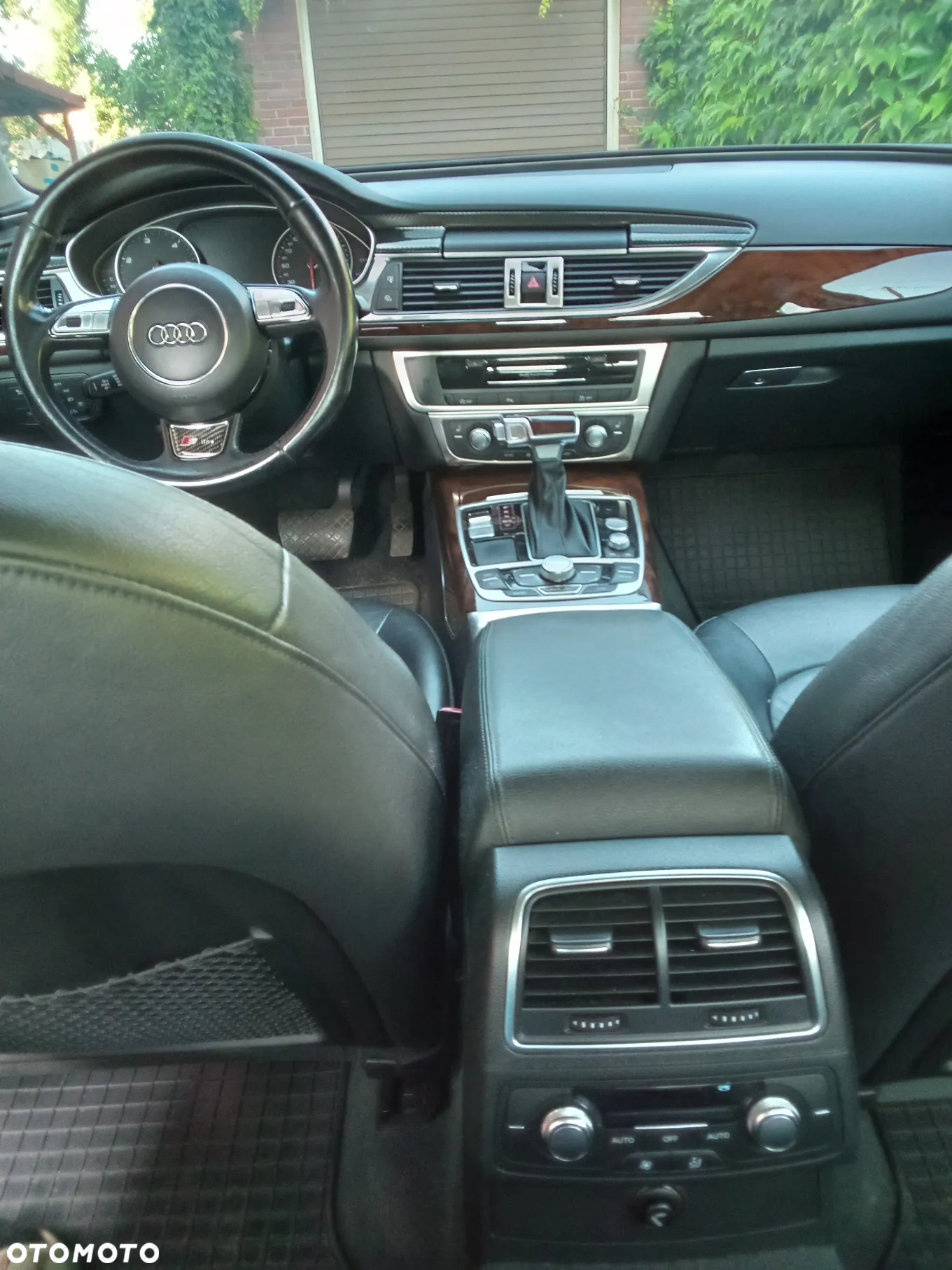 Audi A6 - 4