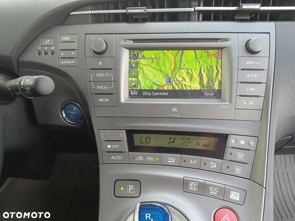 Toyota Prius 1.8 HSD Prestige - 38
