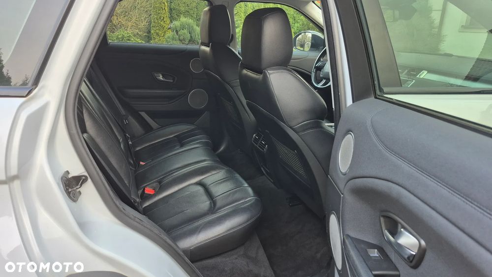 Land Rover Range Rover Evoque TD4 Sky View - 34