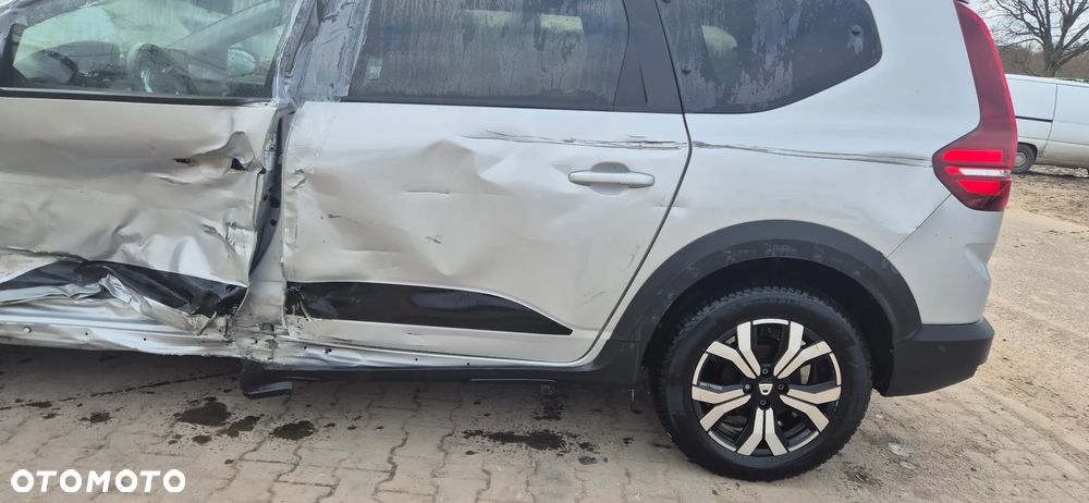 Dacia Jogger 1.0 TCe Extreme 7os - 18