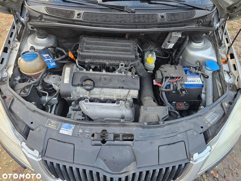 Skoda Roomster 1.4 16V Comfort PLUS EDITION - 16