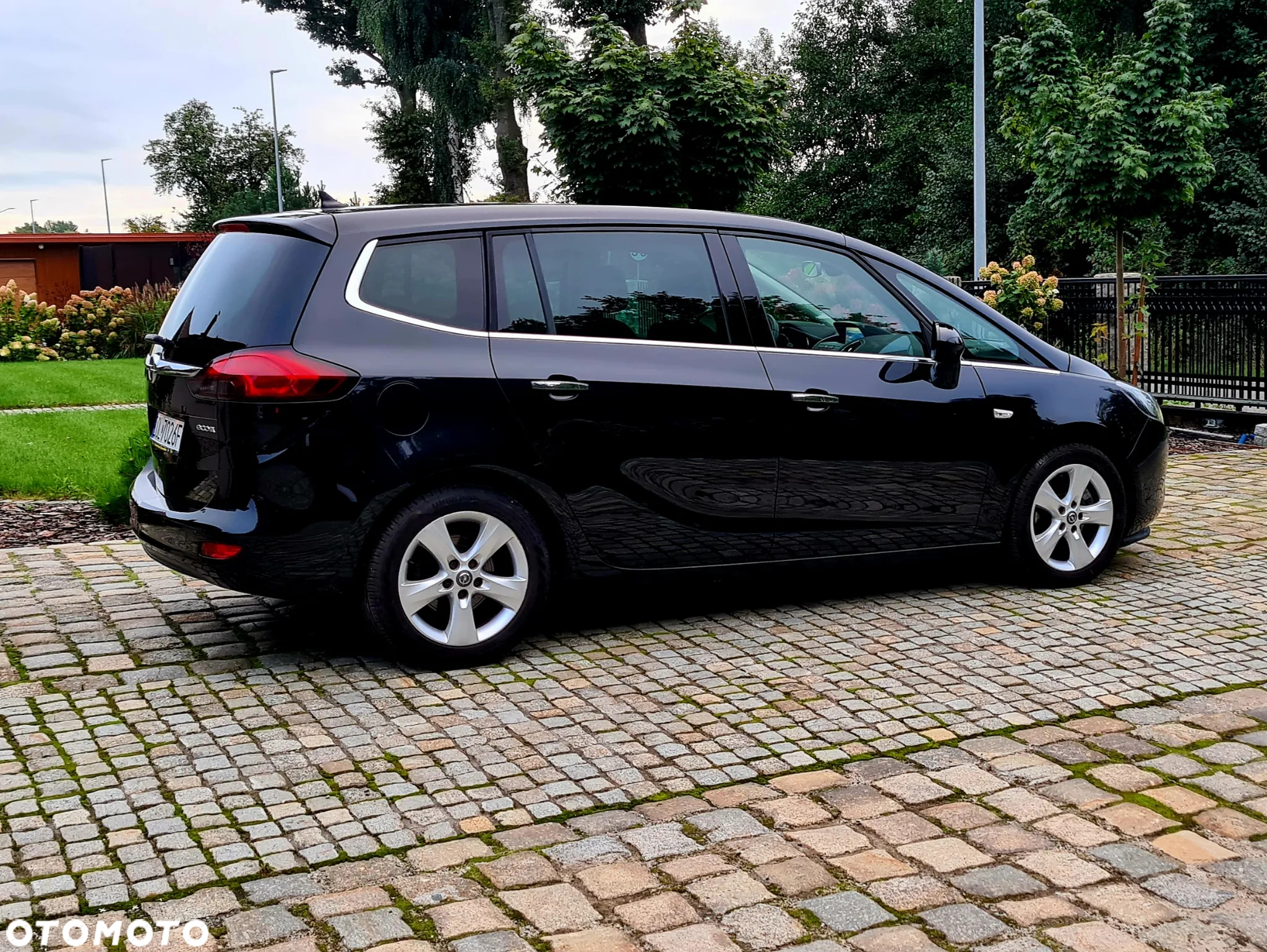 Opel Zafira 1.4 T Cosmo EcoFLEX S&S EU6 - 16
