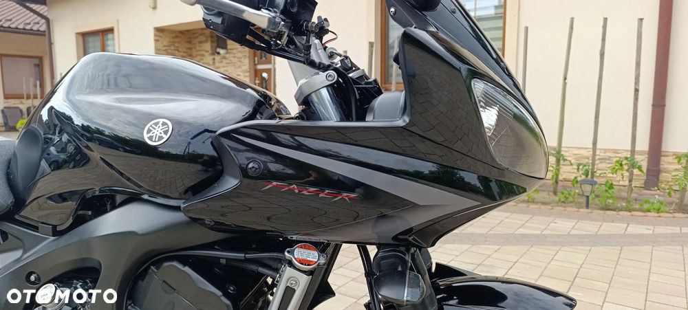 Yamaha FZ6 - 30