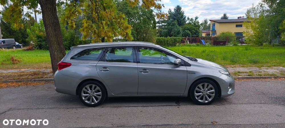 Toyota Auris 1.8 HSD Prestige NAVI - 24