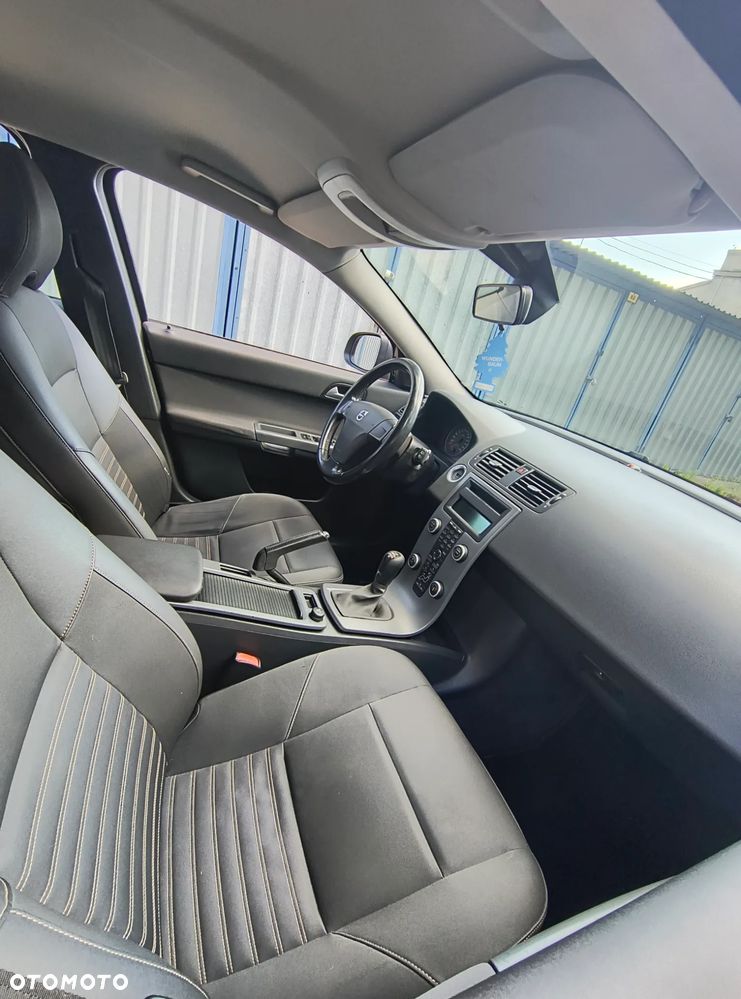 Volvo V50 D3 Kinetic - 10
