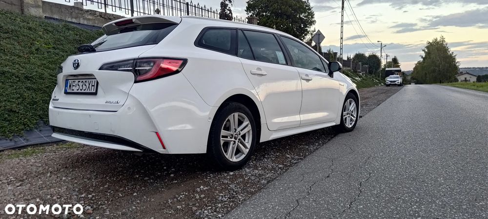 Toyota Corolla 1.8 Hybrid Comfort - 4