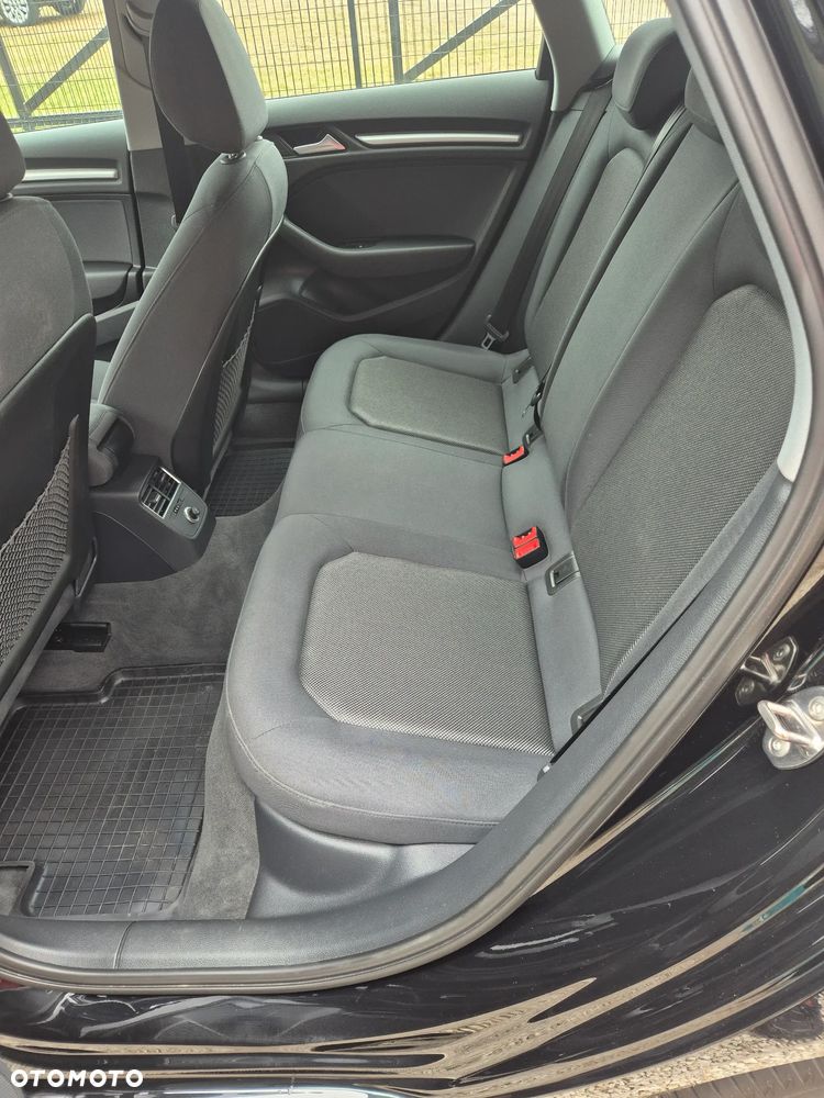 Audi A3 Sportback 1.0 TFSI - 11