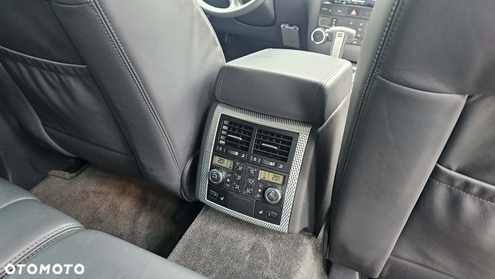Volkswagen Touareg 6.0 W12 Automatik Sport - 17