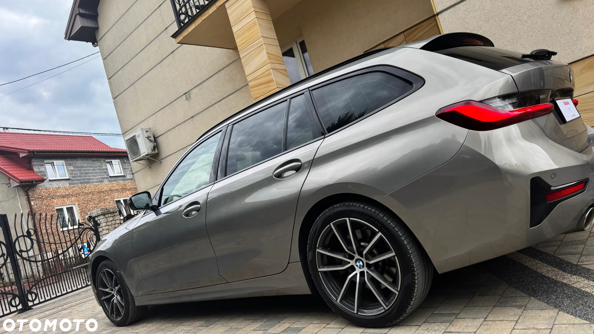 BMW Seria 3 330i Sport Line sport - 6