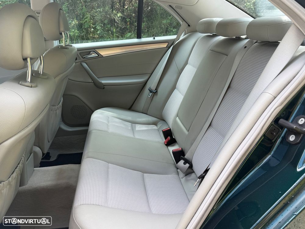 Mercedes-Benz C 220 CDi Avantgarde Aut. - 8