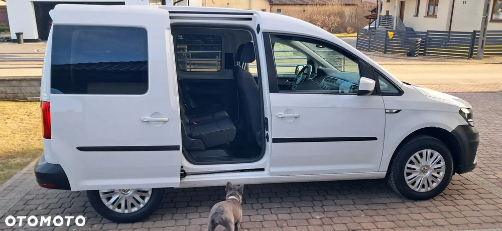 Volkswagen Caddy 2.0 TDI Comfortline DSG - 8