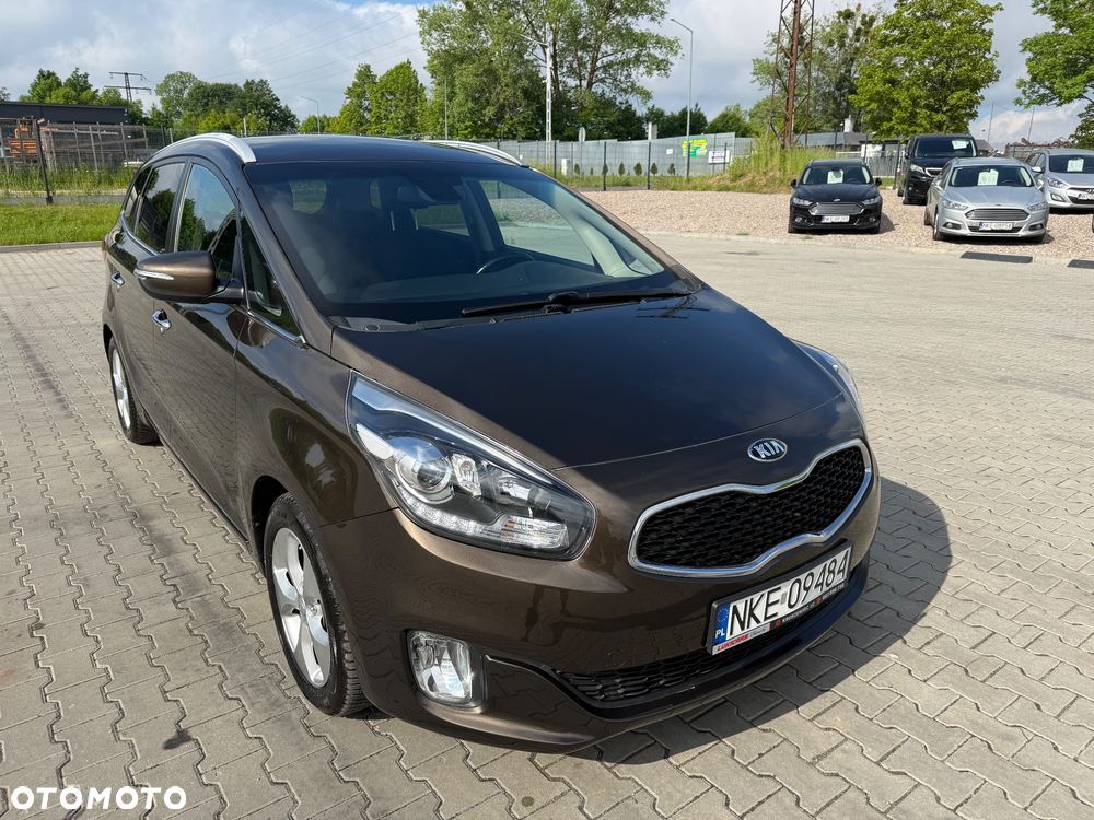 Kia Carens 1.6 GDI Dream-Team Edition - 14