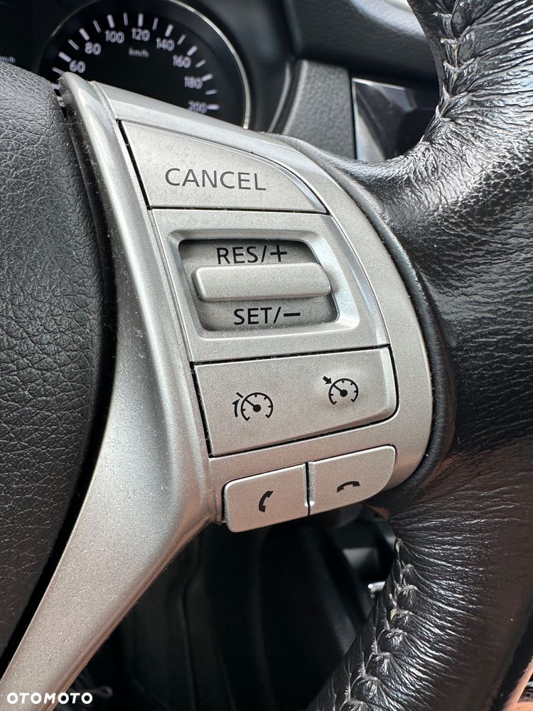 Nissan X-Trail 1.6 DCi Tekna 2WD - 11