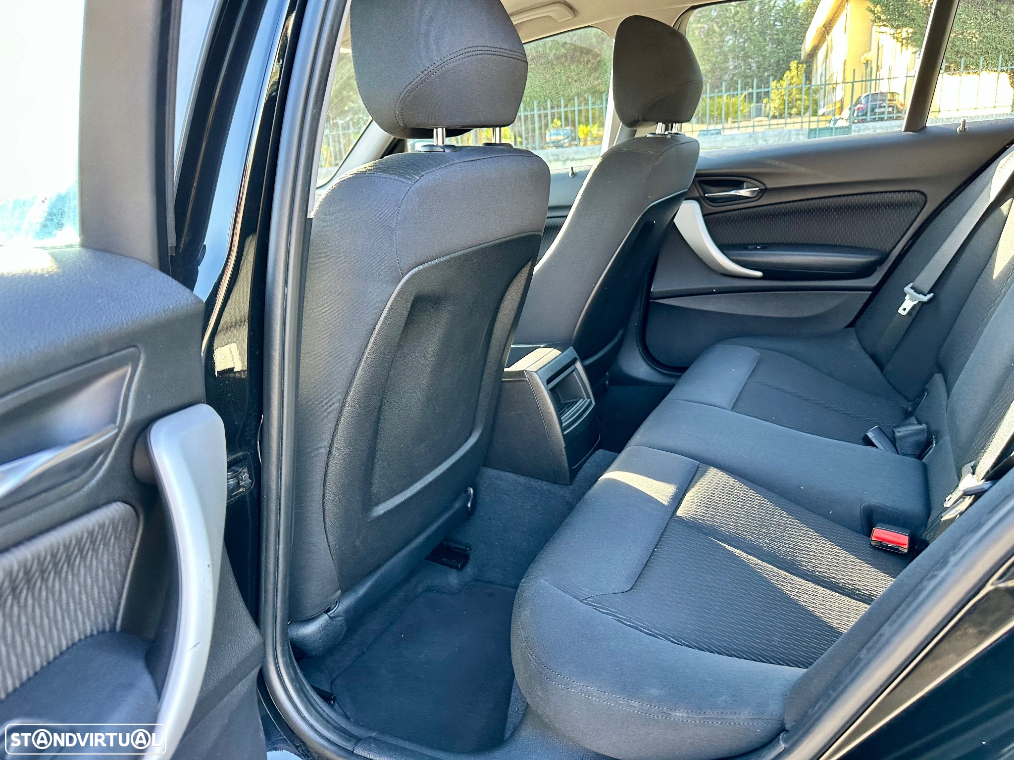 BMW 116 d EfficientDynamics - 18