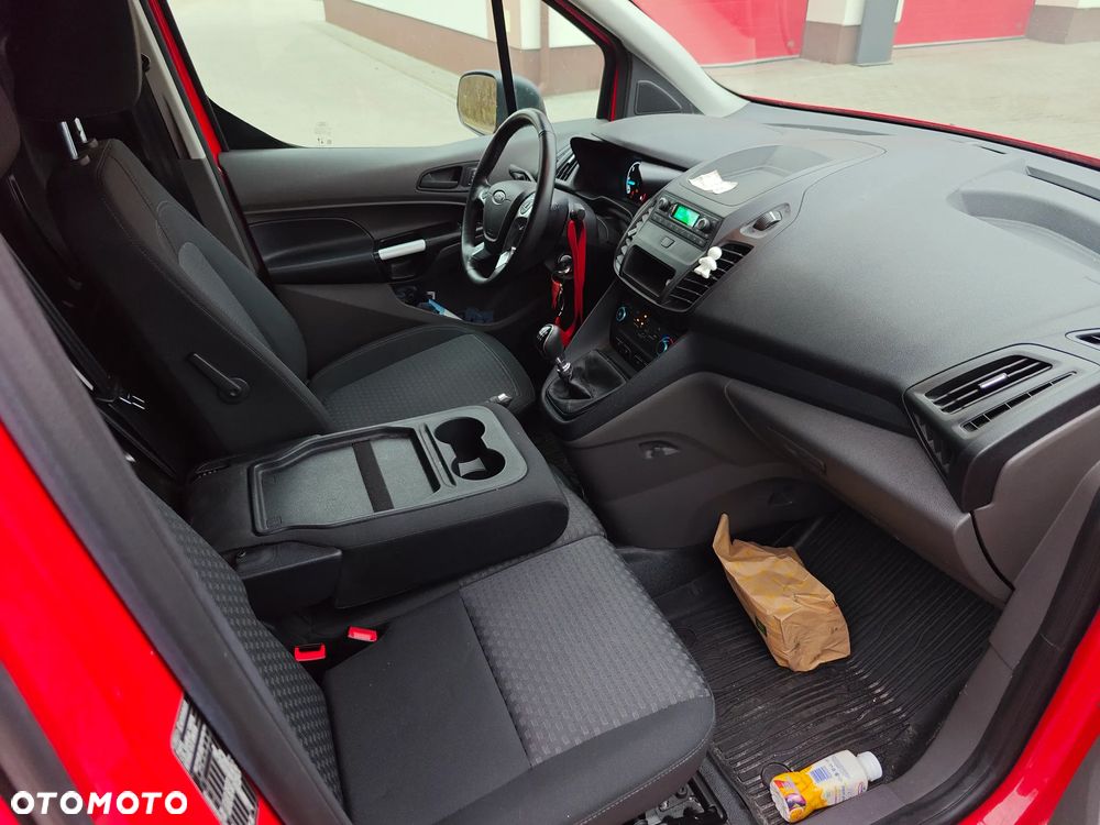 Ford Transit Connect - 8