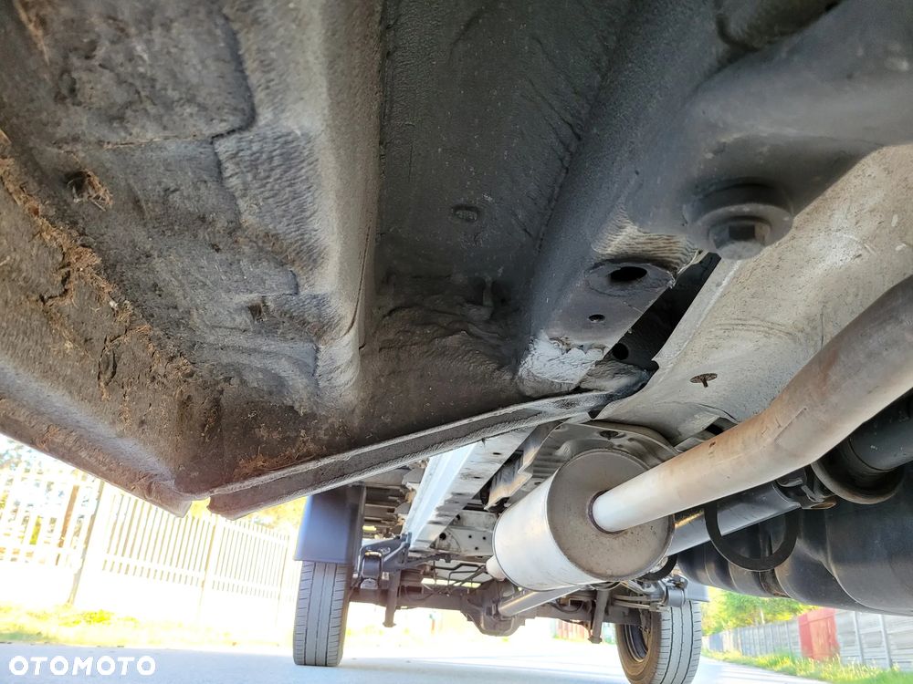 Volkswagen Crafter - 17