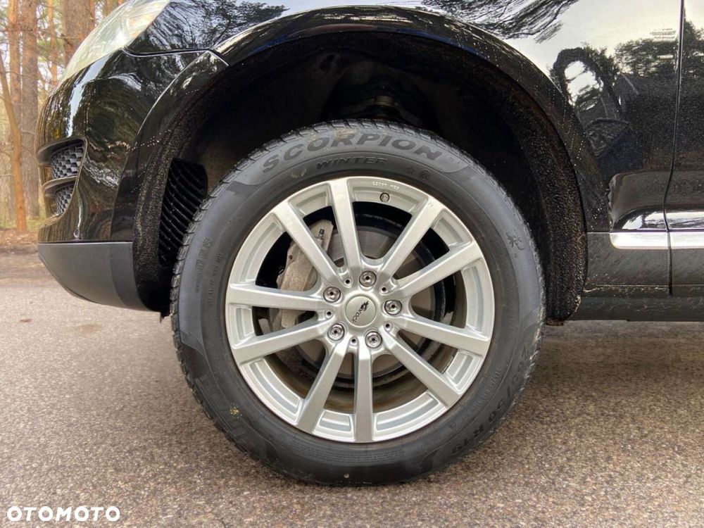 Volkswagen Touareg - 9