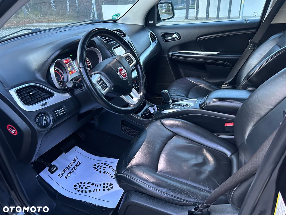 Fiat Freemont 2.0 Multijet Black Code AWD - 23