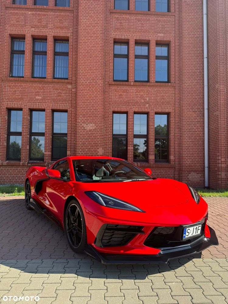 Chevrolet Corvette - 17
