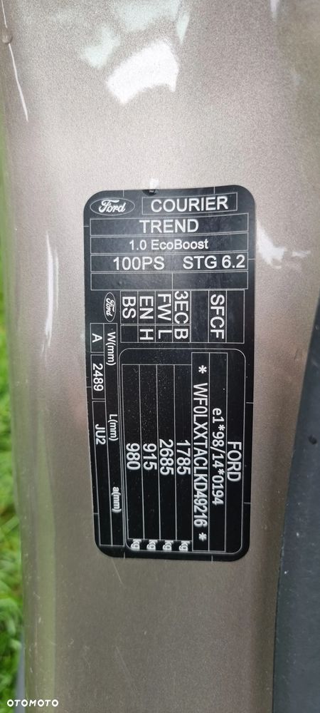 Ford Tourneo Courier 1.0 EcoBoost Trend - 32