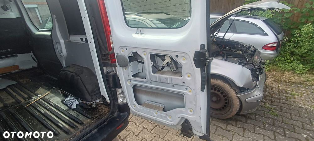 Opel Vivaro - 22