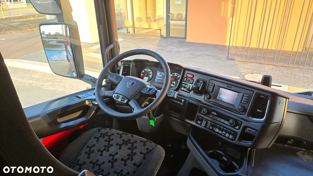 Scania R450 ❗️STANDARD / HYDRAULIKA / ALUFELGI / NAVI / LED / VIRTUAL COCKPIT / DUŻE ZBIORNIKI / ZABUDOWY MIĘDZYOSIOWE / RETARDER / LODÓWKA / ACC / NOWE SPRZĘGŁO I HAMULCE / BEZ EGR / SALON POLSKA ❗️ - 39