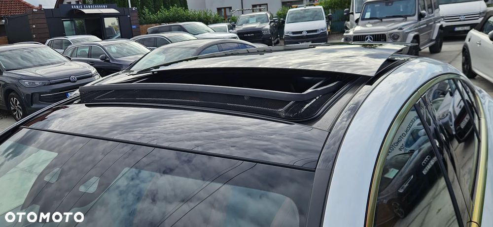 Mercedes-Benz GLC 300 4Matic 9G-TRONIC AMG Line Advanced - 11