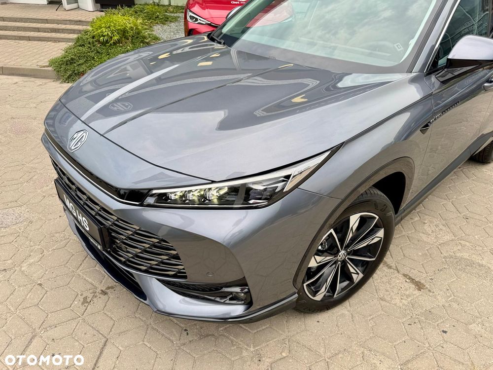 MG HS 1.5 T-GDI Exclusive DCT - 11